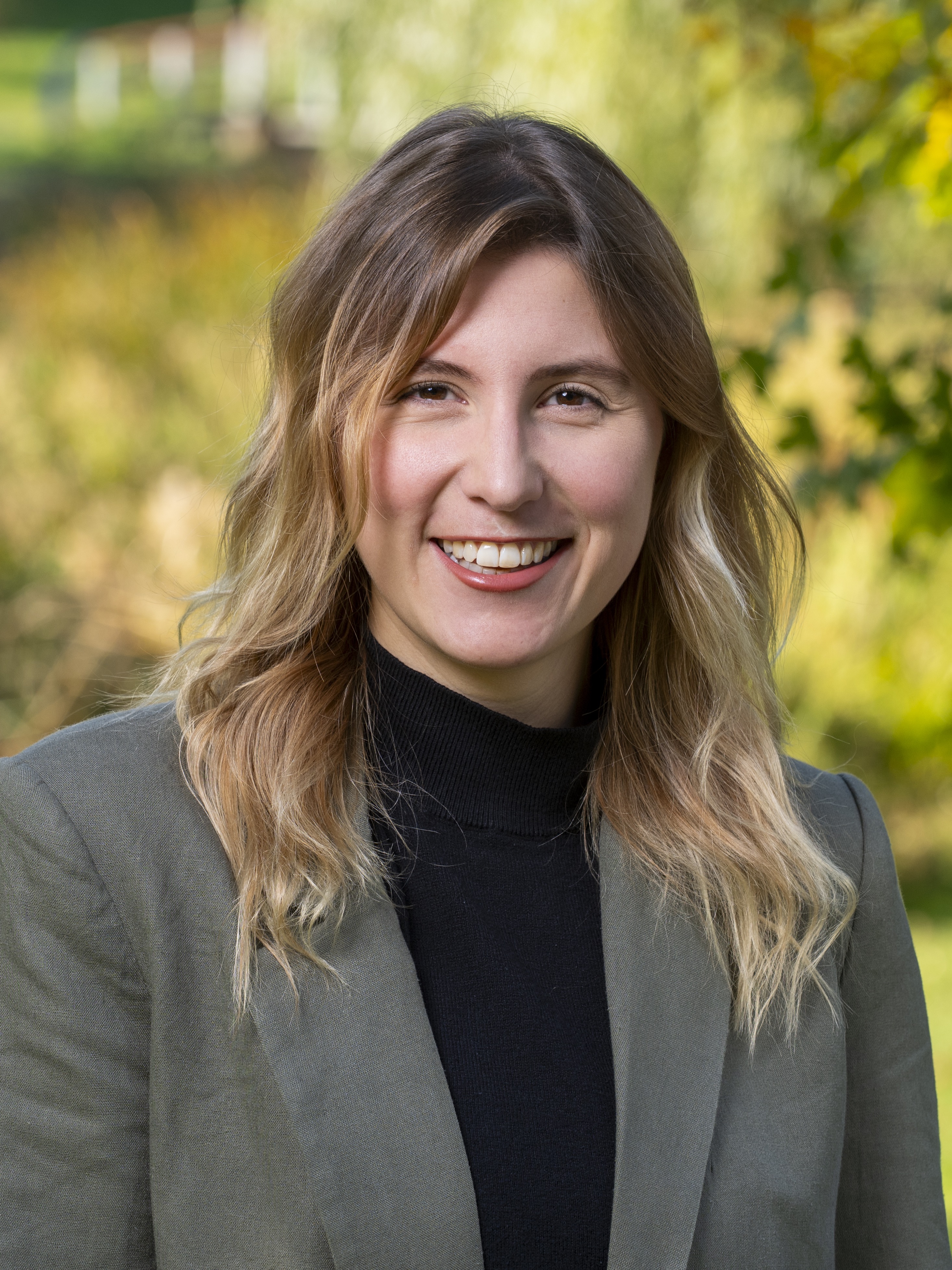 CVSSP25-4176-portrait.jpg